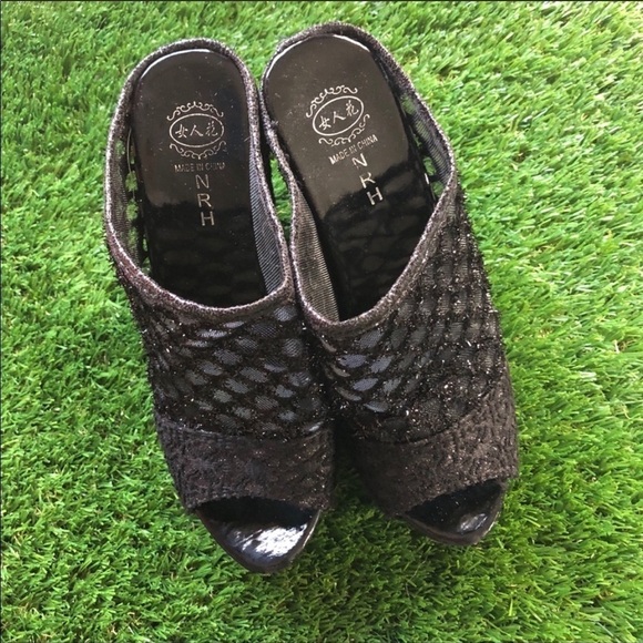 Jeffrey Campbell Style Health Goth Black Sheer Platform Slip-On Wedges 9/39 - Picture 3 of 7